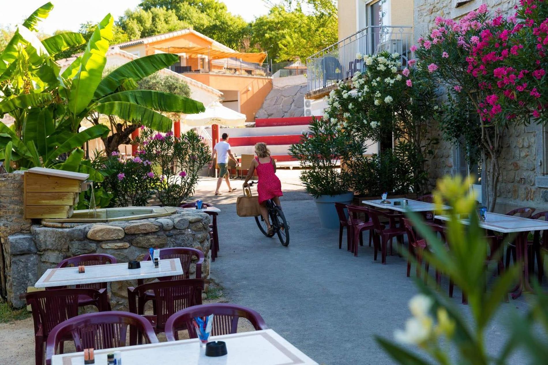 Camping La Chapouliere Ruoms Eksteriør billede