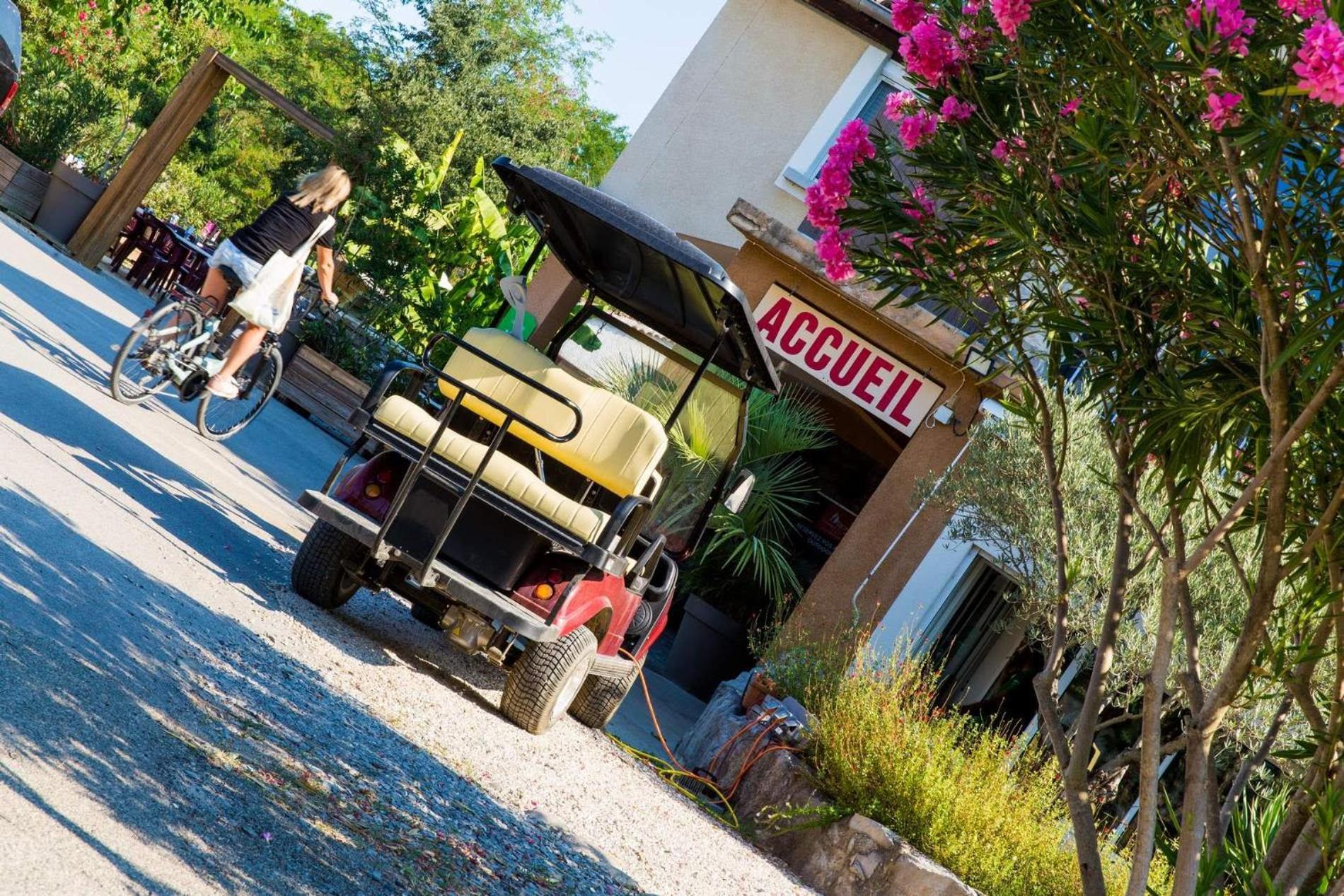 Camping La Chapouliere Ruoms Eksteriør billede